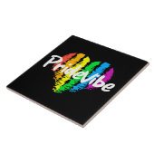 Lebhafter PrideVibe: Ihr Regenbogenherz zeigen Fliese (Seite)