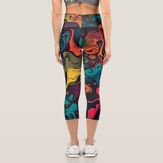 Lebhafter psychedelischer Swirl Capri Leggings (Rückseite)
