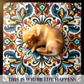 Lebhaftes Blumendesign in aufwändigen Keramiken-Fl Fliese