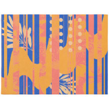 Lebhaftes Blumendesign und geometrisches Design