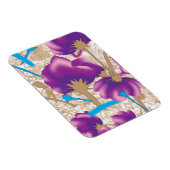 Lebhaftes Blumenmuster mit lila und blauem f Magnet (Rechte Seite)