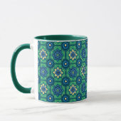 Lebhaftes Boho geometrisches Muster Tasse (Links)