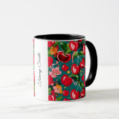Lebhaftes Cherry- und Blumenmuster auf Aquamarinem Tasse (VorderseiteRechts)