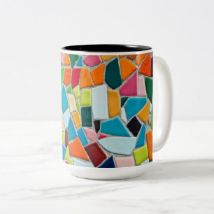 Lebhaftes geometrisches Muster, farbenfroh detaill Zweifarbige Tasse