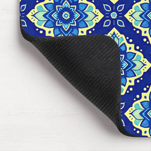 Lebhaftes geometrisches Muster Mousepad (Ecke)