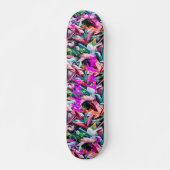 Lebhaftes Graffiti mit Pink 'Ride Fast Live Free' Skateboard (Vorne)