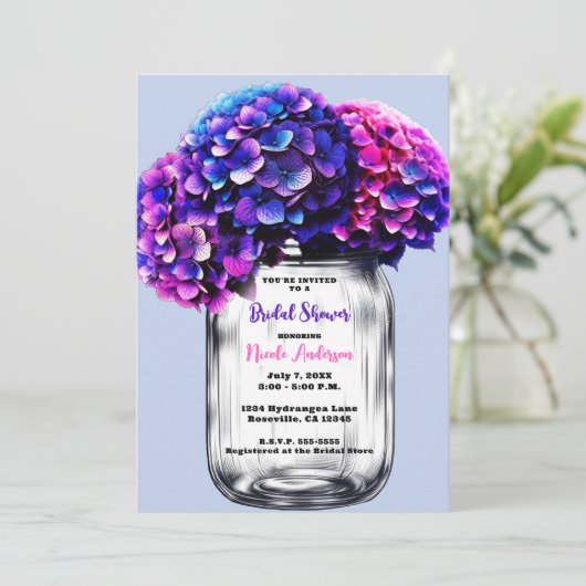 Lebhaftes Lila Blue Pink Hydrangeas-Brautparty Einladung (Stehend Vorderseite)