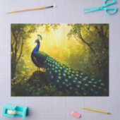 Lebhaftes Malen einer Pfauendecke Seidenpapier (Basteln)