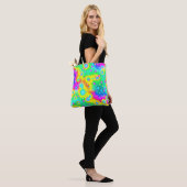 Lebhaftes Neon Blaze Muster Tasche (Am Model)
