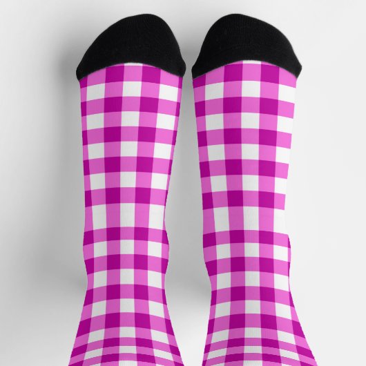 Lebhaftes Pink & White Gingham Muster Socken (Oben)