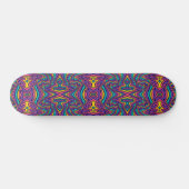 Lebhaftes psychedelisches Flussmuster Skateboard (Horizontal)