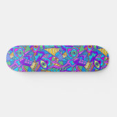 Lebhaftes psychedelisches Muster Skateboard (Horizontal)