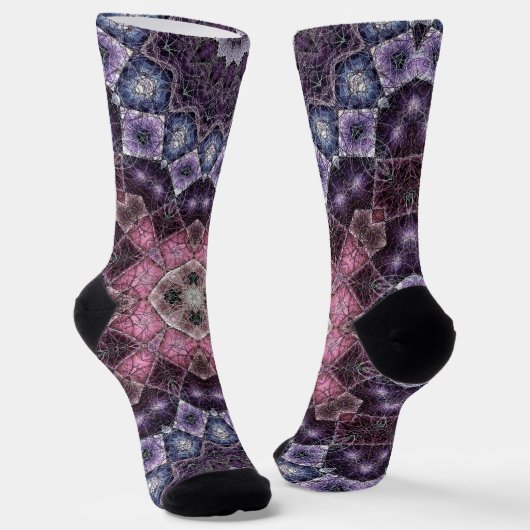 Lebhaftes rosa und Lila Mandala-Webmuster Socken (Gewinkelt)