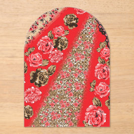 Lebhaftes rotes Gewebe, mit viel Blumen und Acryleinladungen