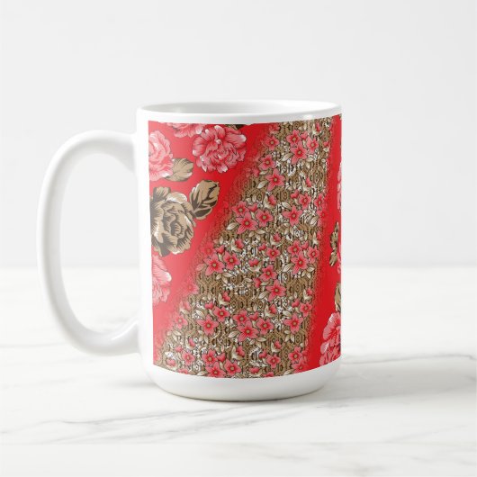 Lebhaftes rotes Gewebe, mit viel Blumen und Kaffeetasse (Links)