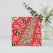 Lebhaftes rotes Gewebe, mit viel Blumen und Karte (Stehend Vorderseite)
