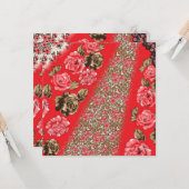 Lebhaftes rotes Gewebe, mit viel Blumen und Karte (Vorderseite/Rückseite Beispiel)
