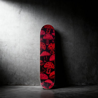 Lebhaftes rotes Mushroom-Muster Skateboard