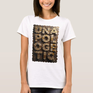 Lebhaftes Silber UNPOLITISCH Fettes Design T-Shirt