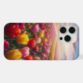 Lebhaftes Tulip-Feld im vollen Leben iPhone Hülle (Rückseite (Horizontal))