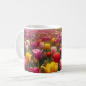 Lebhaftes Tulip-Feld im vollen Leben Kaffeetasse (Vorderseite Links)