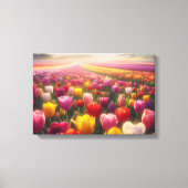 Lebhaftes Tulip-Feld im vollen Leben Leinwanddruck (Vorderseite)