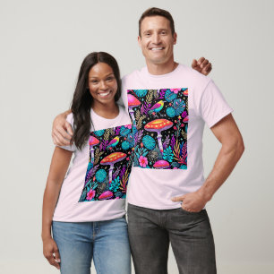 Lebhaftes, verzaubertes Forest Mushroom Artwork T-Shirt