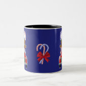 Lebkuchen und Candy Canes Little Red Truck Zweifarbige Tasse (Mittel)