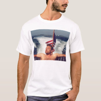 Lebo auf Boot T-Shirt