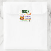 Leckerei des QR-Codes für Trick oder Treat Hallowe Quadratischer Aufkleber (Tasche)