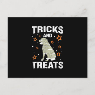 Leckereien _ Tricks Rottweiler Halloween Kostümmus Postkarte