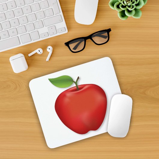 Leckerer roter köstlicher Apfel  Mousepad