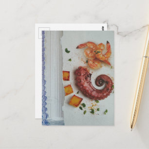 Leckeres Meeresfrüchte mit weißer Säule Surrealer  Postkarte
