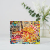 Leckeres Sandwich und Chips Mixed-Media-Collage Postkarte (Stehend Vorderseite)