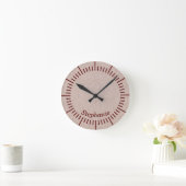 Lederbeige mit Ihrem Namen Runde Uhr (Zuhause)