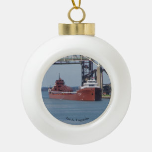 Lee A. Tregurtha Kugel- oder Schneeflocken-Ornamen Keramik Kugel-Ornament