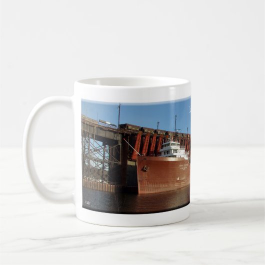 Lee A.Tregurtha Marquette Tasse (Links)