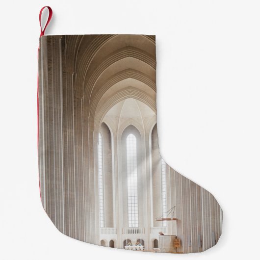 LEERE KATHEDRALE INNERHALB KLEINER WEIHNACHTSSTRUMPF (Vorderseite)