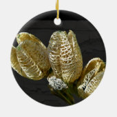 Leere Lily Seed Pods Koordinaten von Elementen Keramik Ornament (Hinten)