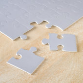 Leere Papiere und Papierklammer Puzzle (Seite)