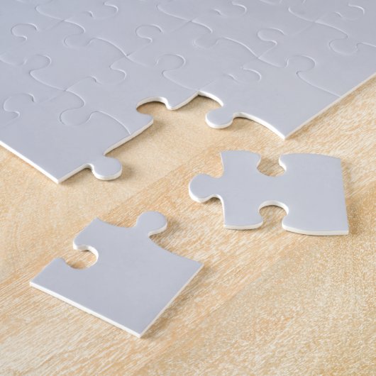 Leere Papiere und Papierklammer Puzzle (Seite)