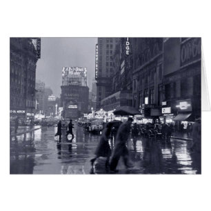 Leere: Vintag New York in einer regnerischen Nacht