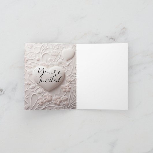 Leerstelle des weißen Herzens (Embossed Look) Einladung (Innenseite)