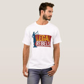 Legale Rebellen u. Dame Justice auf Rot T-Shirt (Vorne ganz)