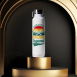 Legend Monogram Pickle Ball Pickleball Trinkflasche<br><div class="desc">Dieses Design kann in dem Bereich personalisiert werden, der durch das Ändern des Fotos und/oder Textes zur Verfügung gestellt wird. Sie können auch angepasst werden, indem Sie auf Vorlage personalisieren klicken und dann auf die Schaltfläche klicken, um weitere Optionen anzupassen, um die Hintergrundfarbe zu löschen oder zu ändern, Text hinzuzufügen,...</div>