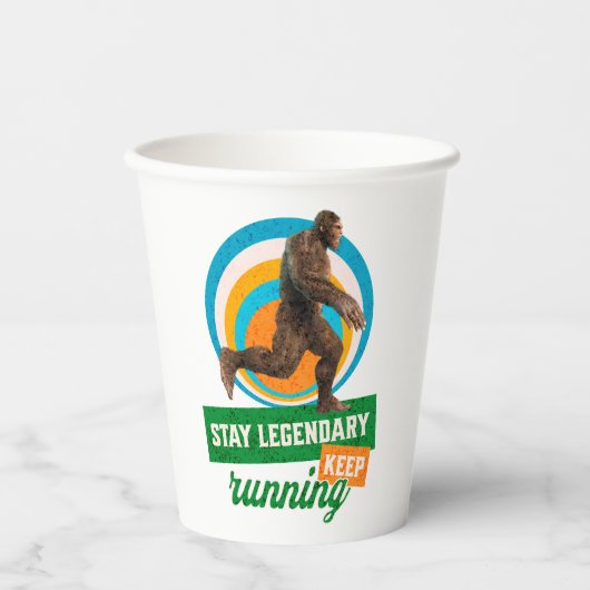 Legendär bleibe, Behaltend Funny Bigfoot Pappbecher (Vorderseite)