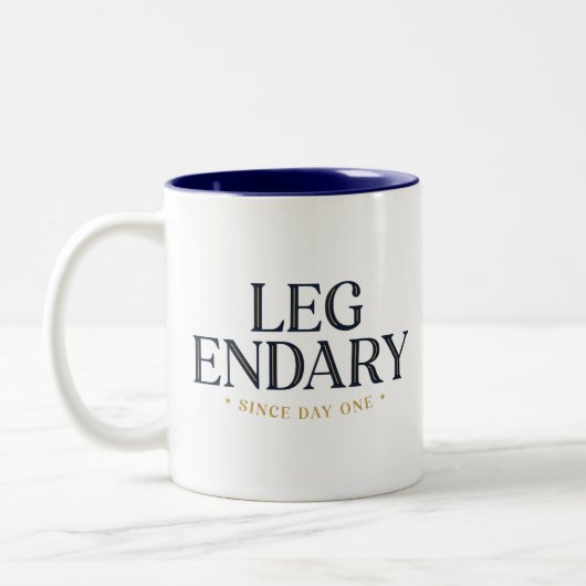LEGENDÄR SEIT DEM ERSTEN TAG Kaffeetasse (Links)