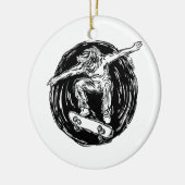 Legendärer Skater beim Skateboarden im Mittelluftb Keramik Ornament (Links)