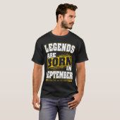 Legenden sind im September geboren T-Shirt (Vorne ganz)
