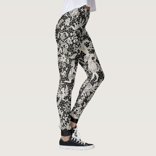 LEGGINGS ANTIQUE LACE PATTERN SCHWARZ (Rechts)